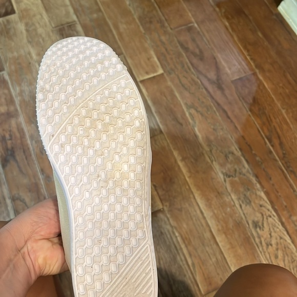 Under Armour Men’s Street Encounter Light Tan Sneakers - Picture 5 of 10